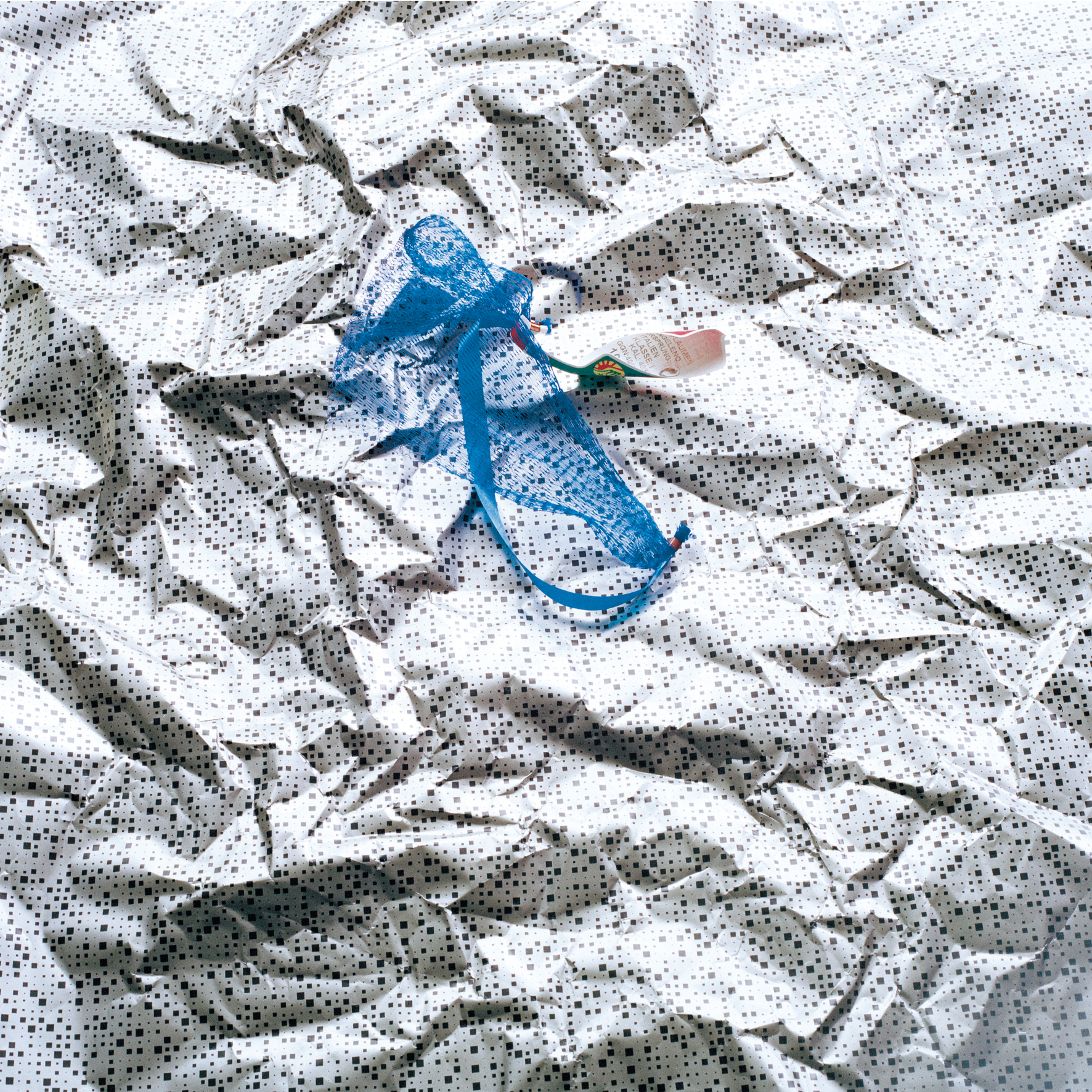 horror vacui by Pia Kintrup — image 1 of 5